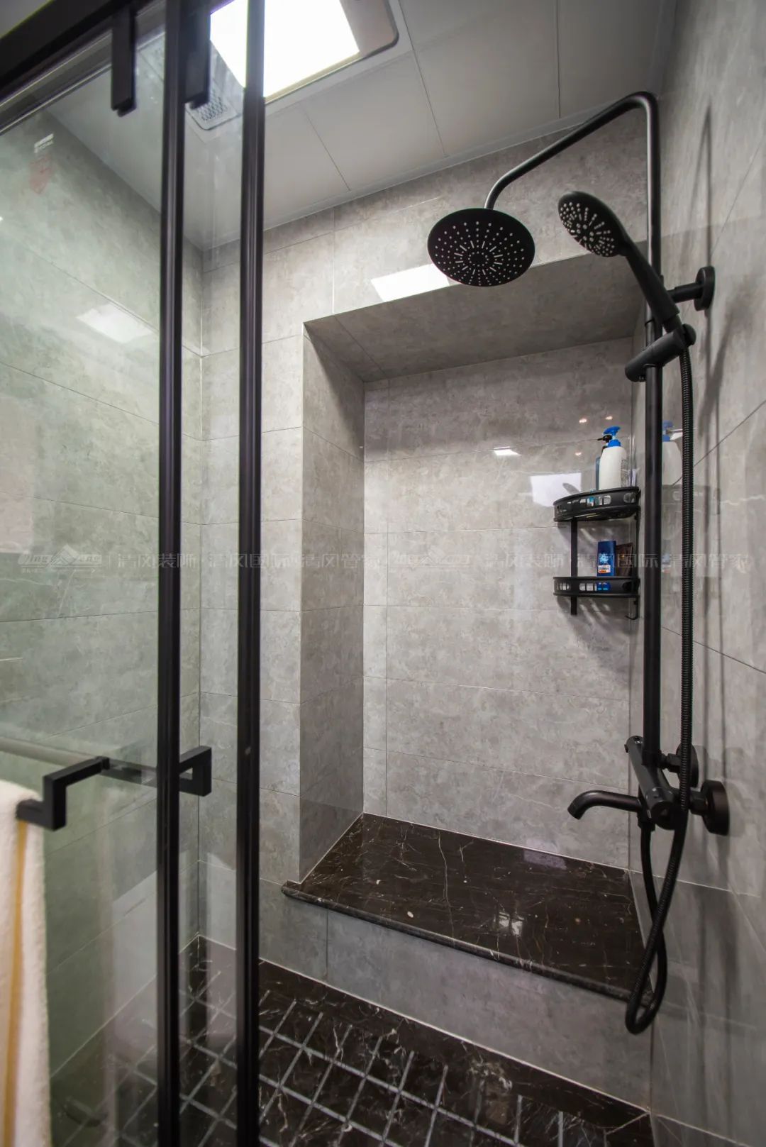 賞·析|剔除羈絆，一屋三餐四季，隨心而活。