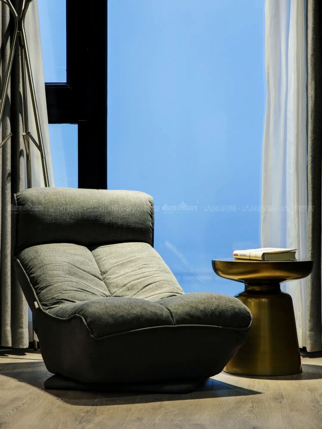 賞·析|港式味道，小眾風(fēng)格里的大眾情懷。