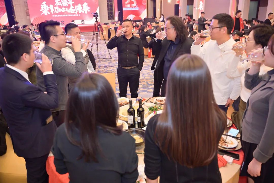 龍騰年·秉初心·創未來|清風裝飾25周年主題年會圓滿成功！