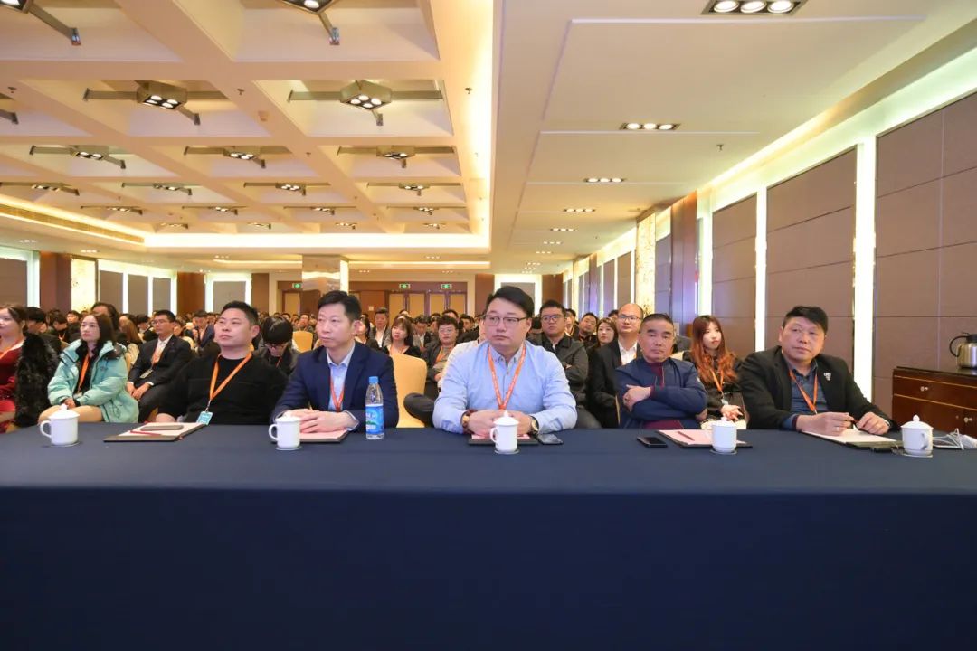 清風(fēng)裝飾2023年終總結(jié)大會&頒獎盛典 清風(fēng)裝飾2023年終總結(jié)大會&頒獎盛典