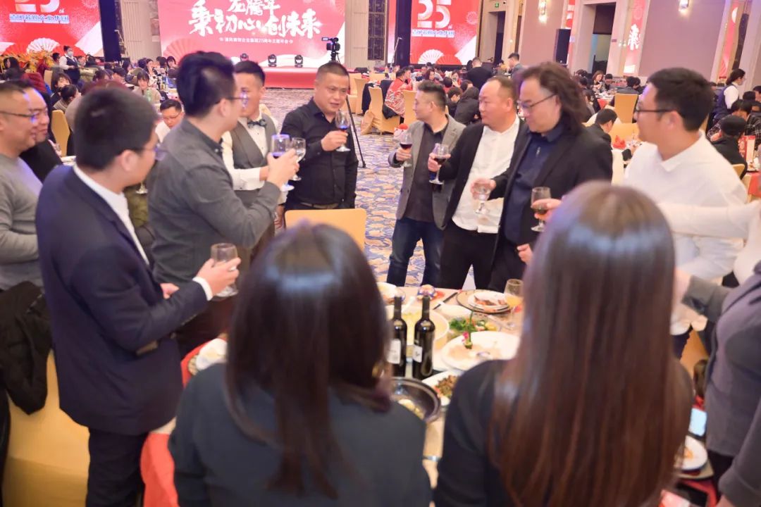 龍騰年·秉初心·創未來|清風裝飾25周年主題年會圓滿成功！