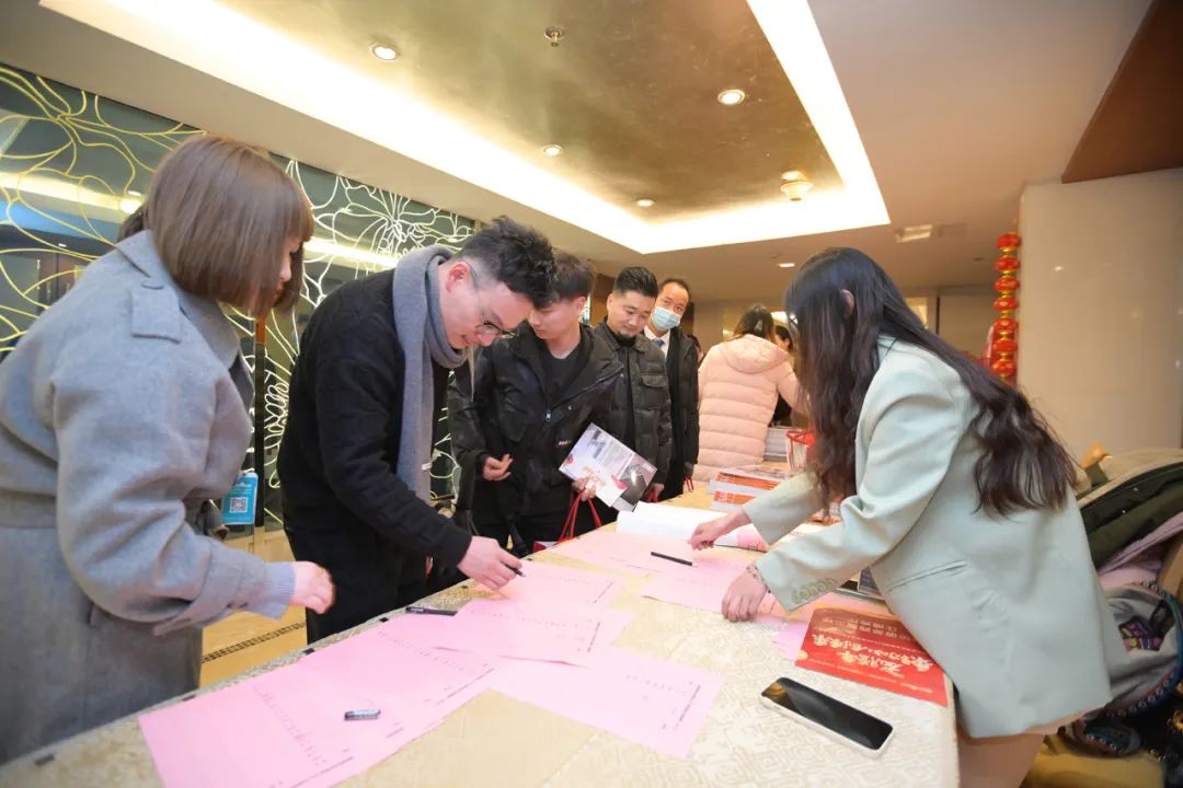 清風(fēng)裝飾2023年終總結(jié)大會&頒獎盛典 清風(fēng)裝飾2023年終總結(jié)大會&頒獎盛典