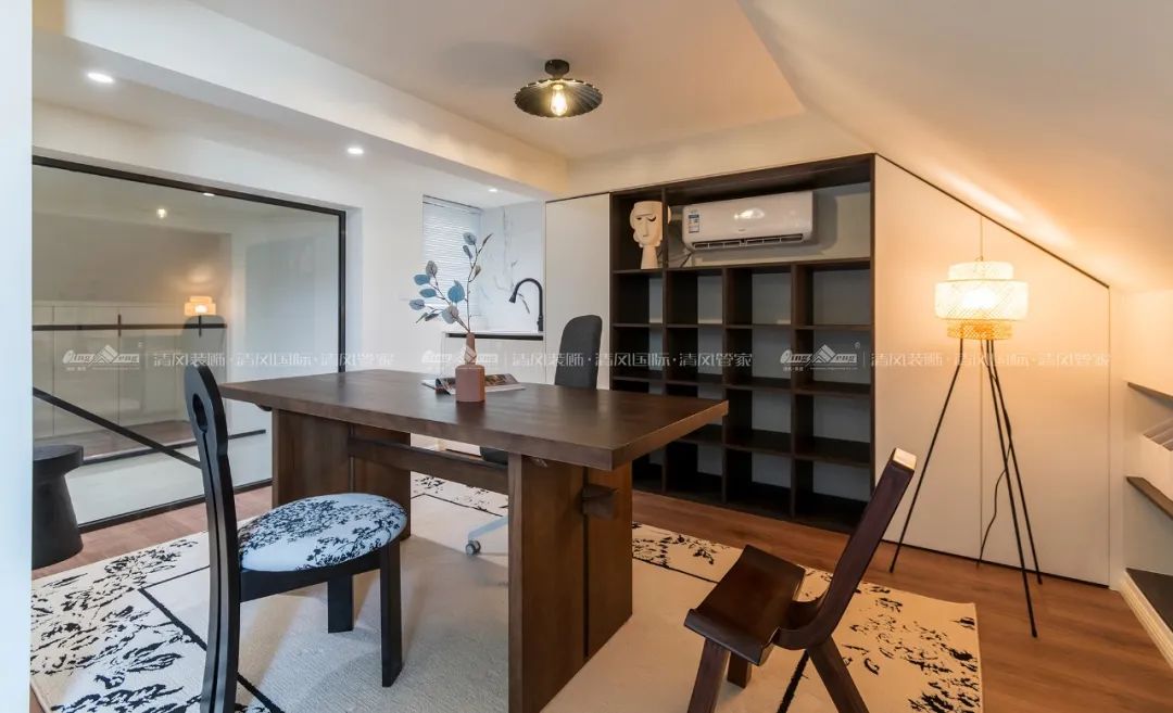 賞·析|300㎡輕法混搭風(fēng)，時(shí)尚溫馨感拉滿！