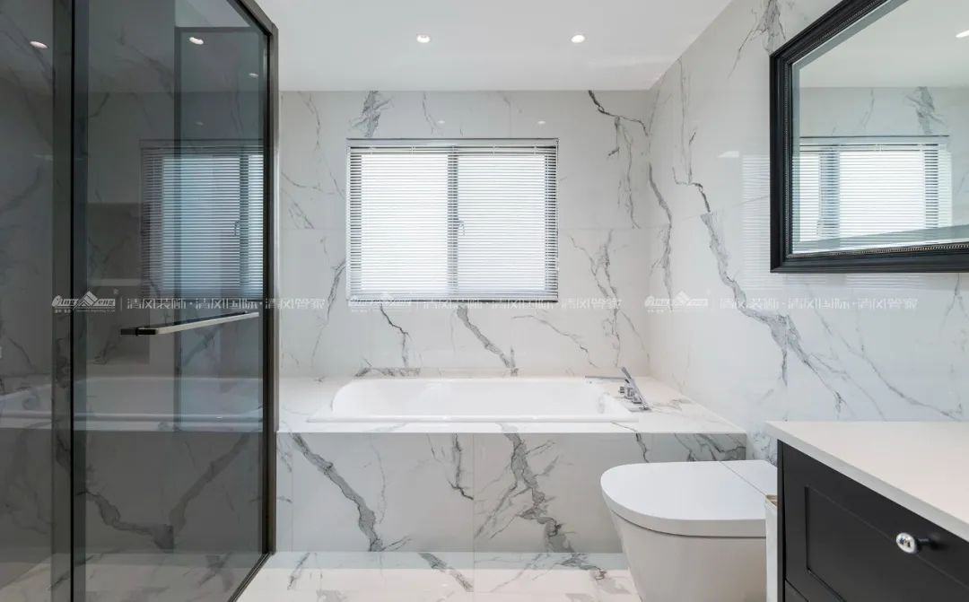 賞·析|300㎡輕法混搭風(fēng)，時(shí)尚溫馨感拉滿！