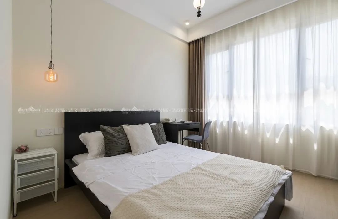 賞·析|300㎡輕法混搭風(fēng)，時(shí)尚溫馨感拉滿！