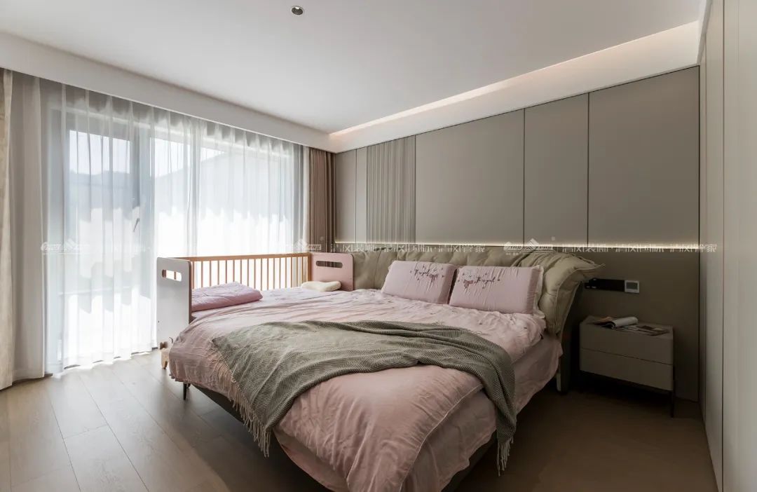 賞·析|180㎡現代簡約，探索家的生活軌跡