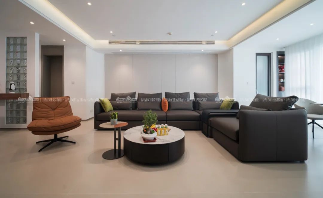 賞·析|236㎡現(xiàn)代簡約,歸心之居太好住啦! 賞·析|236㎡現(xiàn)代簡約,歸心之居太好住啦!