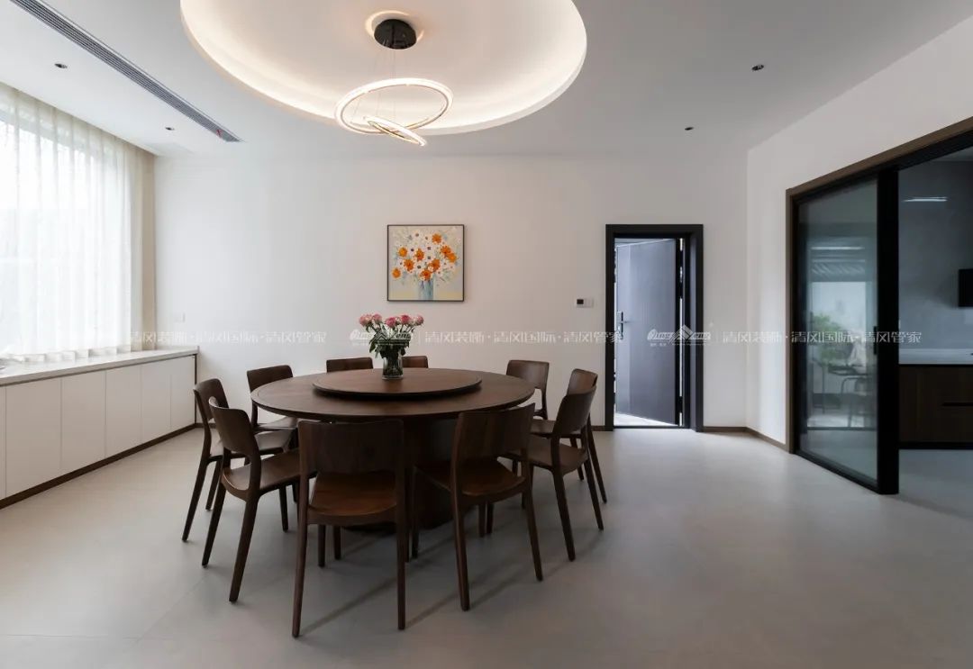 賞·析|420㎡現代簡約，家是自然的延伸