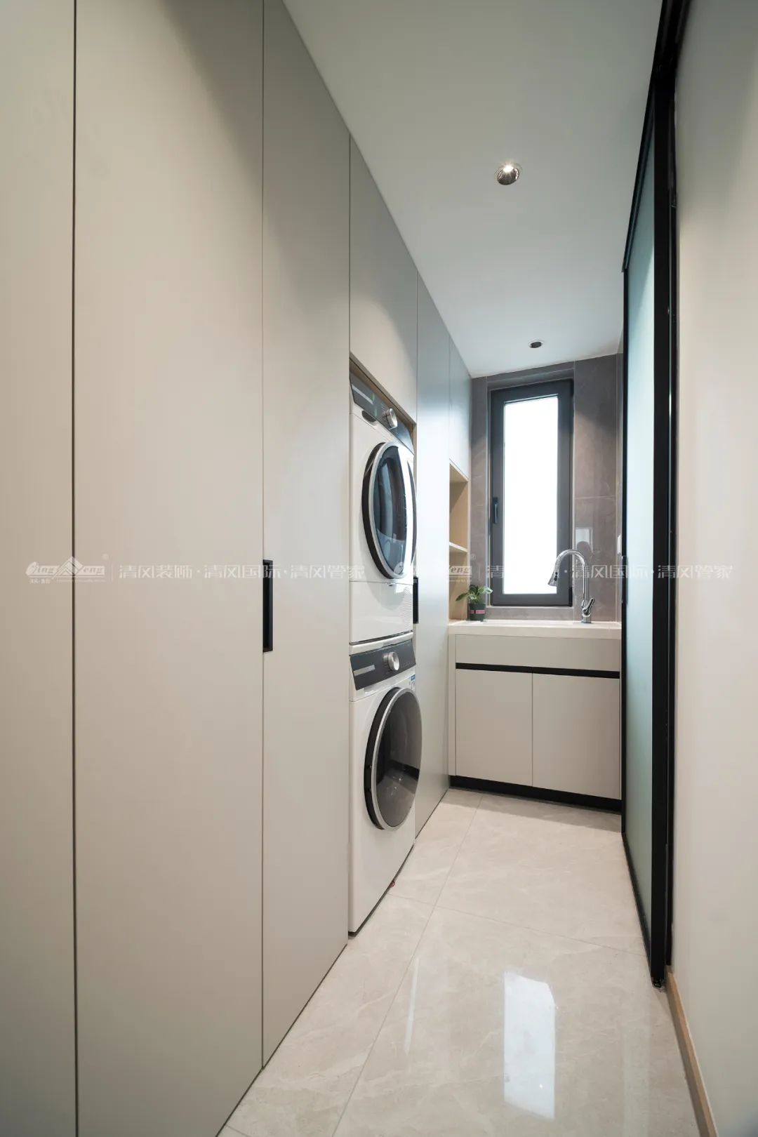 賞·析|140㎡現(xiàn)代簡(jiǎn)約，溫馨治愈，舒適自在